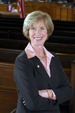 JaniceHahn250w.jpg JaniceHahn250w.jpg