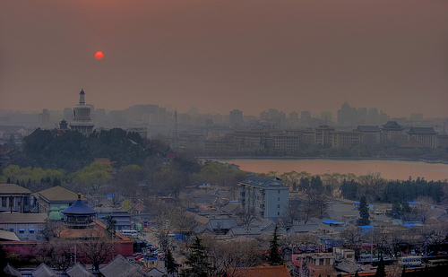 A smoggy sunset in Beijing (Mike Behnken, Creative Commons) A smoggy sunset in Beijing (Mike Behnken, Creative Commons)