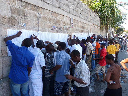 Voters Line Up in Haiti (Creative Commons) Voters Line Up in Haiti (Creative Commons)