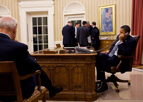 President Obama speaks to Then-Egyptian President Mubarak by Phone (Photo by Pete Souza, White House)
