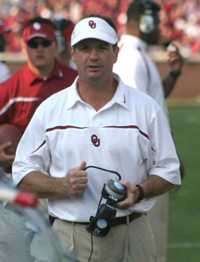 Stoops has led OU to a bowl in each of his 12 seasons in Norman. (Billy A via Wikimedia Commons)