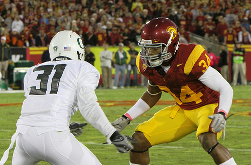 Last year, Burnett was new to the game. This year, opposing quarterbacks better keep their head on a swivel. (Shotgun Spratling/Neon Tommy)