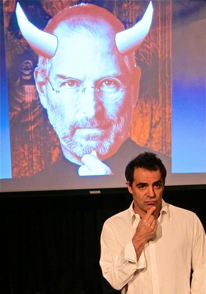 Alex Lyras in "The Agony and the Ecstasy of Steve Jobs." Photo by Christina Xenos.