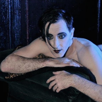 Alan Cumming as the Emcee in Cabaret. (@Cabaret_Musical/Twitter)