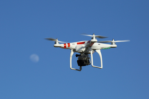 Drone (Flickr/Don McCullough) Drone (Flickr/Don McCullough)