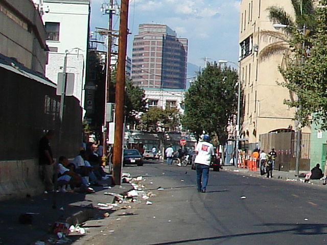 The homeless will no longer be criminalized for living in their cars. (Jorobeq, Wikimedia Commons)