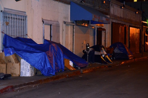 Tent cities have become a necessity for some Los Angelenos (Sara Newman/Neon Tommy) Tent cities have become a necessity for some Los Angelenos (Sara Newman/Neon Tommy)