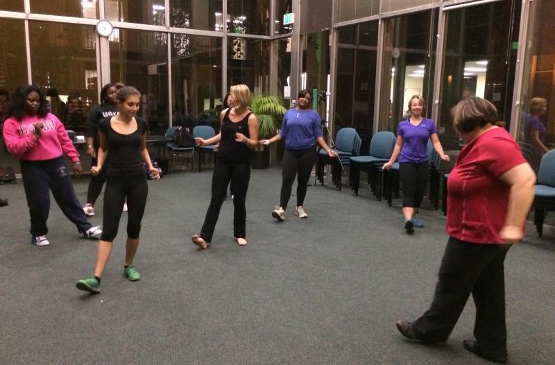 Fat Chick Work Out brings together USC students, (Zhiqi Chen)