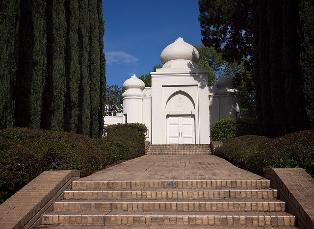 Vedanta Temple: "Who knew Aldous Huxley was a lecturer and proponent of Hindu religious philosophy?" (Jeremy Stermberg/Flickr) Vedanta Temple: "Who knew Aldous Huxley was a lecturer and proponent of Hindu religious philosophy?" (Jeremy Stermberg/Flickr)