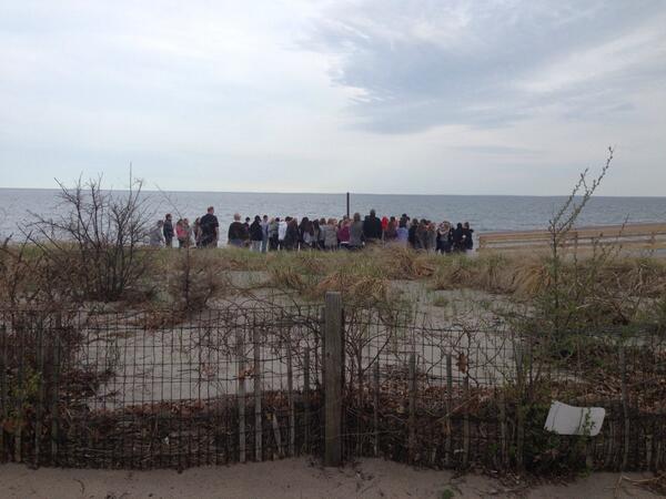 Candle Light Vigil For Maren Sanchez (Twitter/@AlychaNECN)