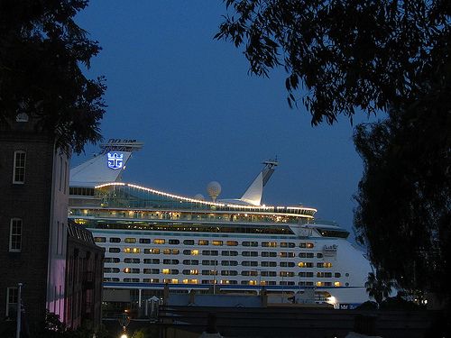 Royal Caribbean's Outbreak of Norovirus (Creative Commons/ Newtown grafitti)