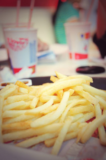 (High levels of acrylamide in fried foods may cause cancer. / via Creative Commons)