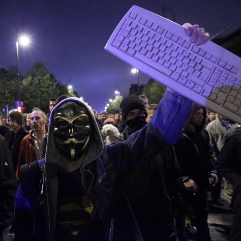 Hungarians protested against what they call an anti-democratic proposal to tax internet usage. / @lazlow_hu via Twitter