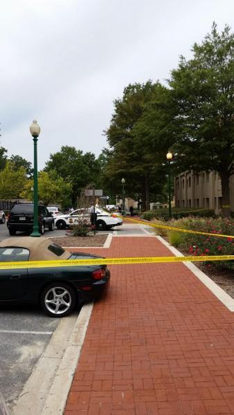 Investigations continue after the suspect has been detained. ( Clarence Williams / Twitter) Investigations continue after the suspect has been detained. ( Clarence Williams / Twitter)