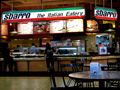 Sbarro pizzeria/via Flickr Creative Commons