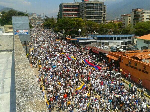 Thousands march in Caracas against Maduro's government/via Twitter machixblue