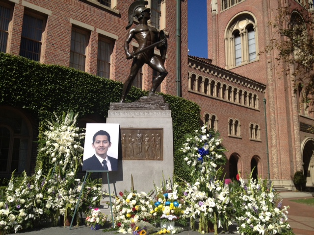 Memorial for Roy Kyaw at Tommy Trojan, USC/Photo: Jacqueline Jackson
