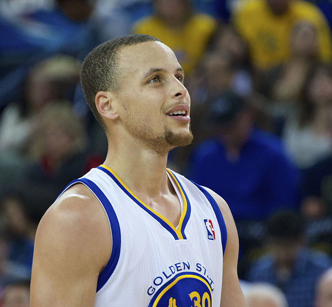  Stephen Curry's NBA-record 286 made 3-pointers, or the Warriors' franchise-best 39-2 home record? (Wikimedia/Creative Commons)
