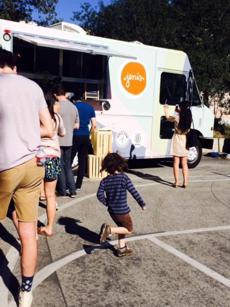 Customers waited in line for a taste of Jeni's innovative ice creams. (Caroline Feda/Neon Tommy)