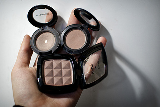 Taupe make-up swatches. (Creative Commons/Flickr) Taupe make-up swatches. (Creative Commons/Flickr)