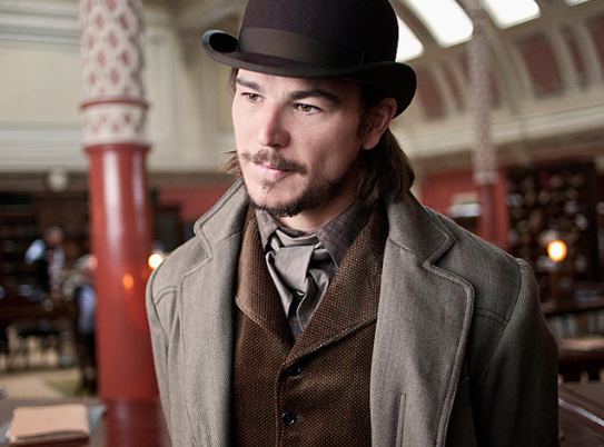 Josh Hartnett as Ethan Chandler in "Penny Dreadful" (Showtime) Josh Hartnett as Ethan Chandler in "Penny Dreadful" (Showtime)