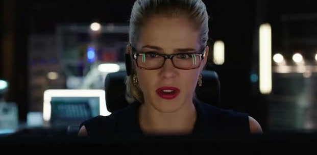 Felicity realizes she can't stop the virus (The CW)