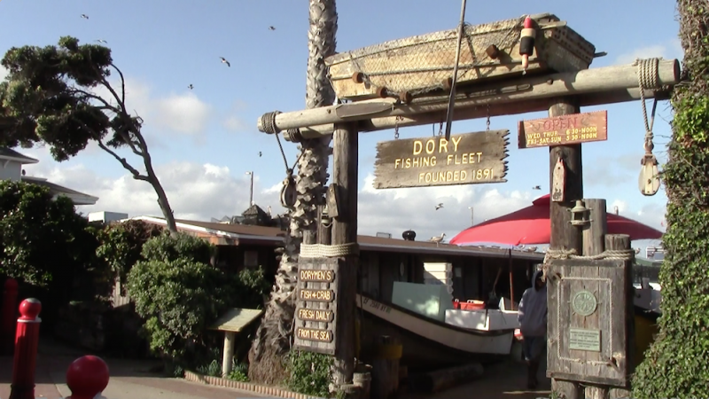 Dory Fishing Fleet in Newport Beach (Hyder, Neon Tommy) Dory Fishing Fleet in Newport Beach (Hyder, Neon Tommy)