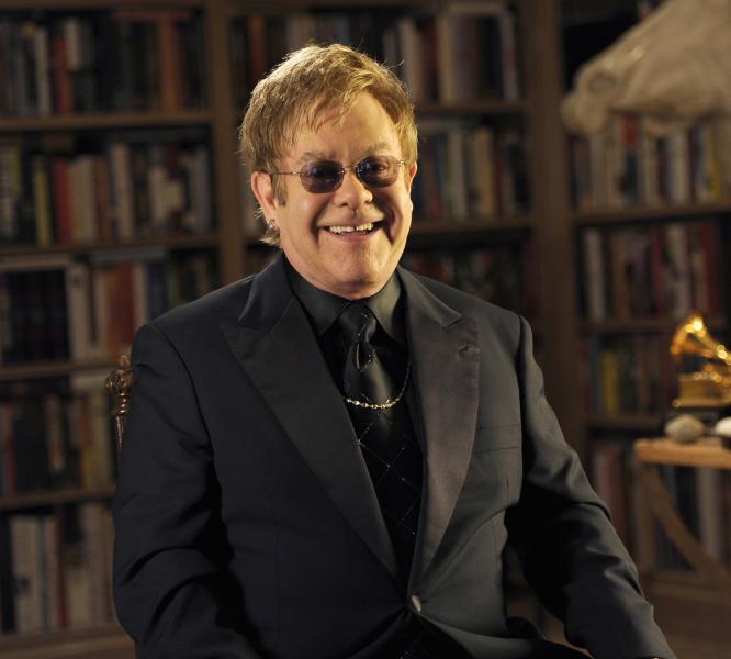Singer-songwriter Elton John discusses his experiences with fame, media coverage, and the paparazzi (Kevin Mazur). Singer-songwriter Elton John discusses his experiences with fame, media coverage, and the paparazzi (Kevin Mazur).
