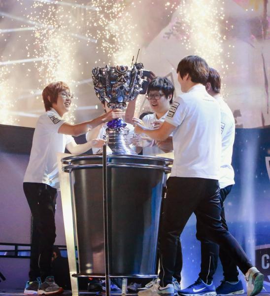 Samsung Galaxy White claims the Summoner's Cup as the 2014 World Championship victors. (facebook/leagueoflegends)