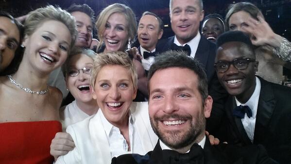 The group selfie of the century (@TheEllenShow/Twitter).