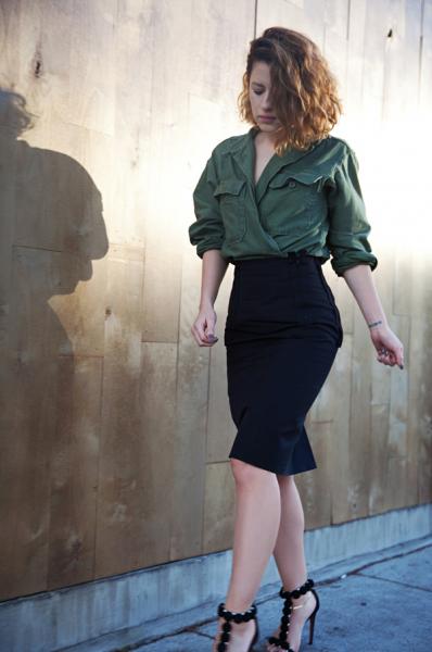 Simple Chic (Karla's Closet) Simple Chic (Karla's Closet)