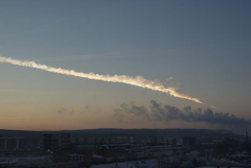 The trail of the meteor that hit Russia in February 2013. (Wikimedia Commons)