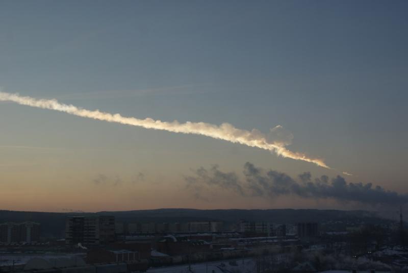 The trail of the meteor that hit Russia in February 2013. (Wikimedia Commons) The trail of the meteor that hit Russia in February 2013. (Wikimedia Commons)