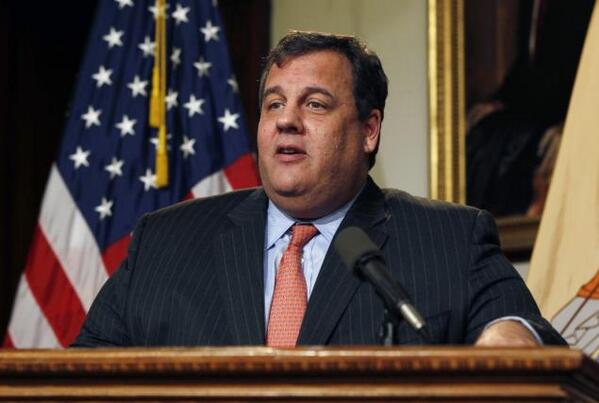 Chris Christie has vetoed similar gun control bills in the past. (Twitter/@CitizenGO)