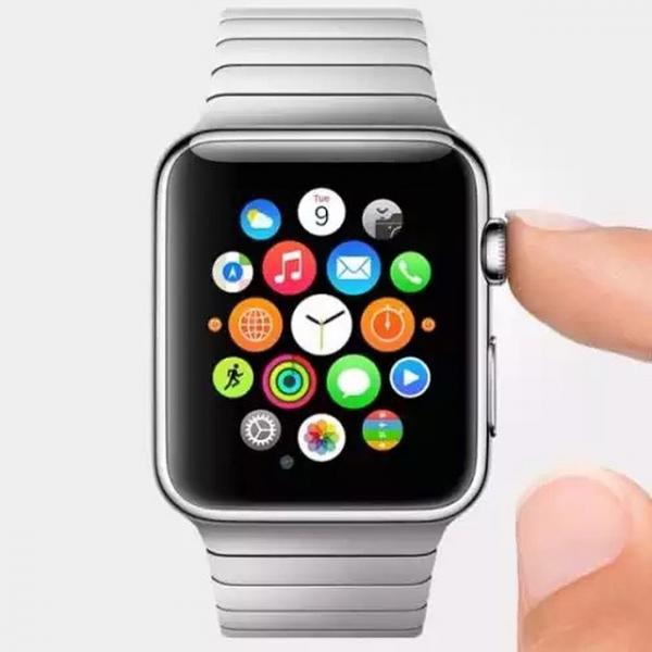 The new Apple Watch. Instagram, @to0r.