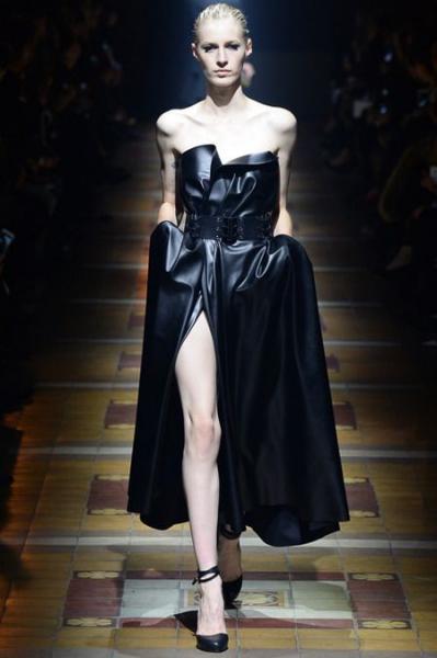 A look at Lanvin Fall 2014 collection (Pinterest, @Geegeegee). A look at Lanvin Fall 2014 collection (Pinterest, @Geegeegee).