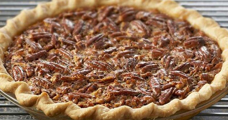 Pecan pie is one of the most sugary Thanksgiving treats that should be avoided (Twitter @Albertsons).