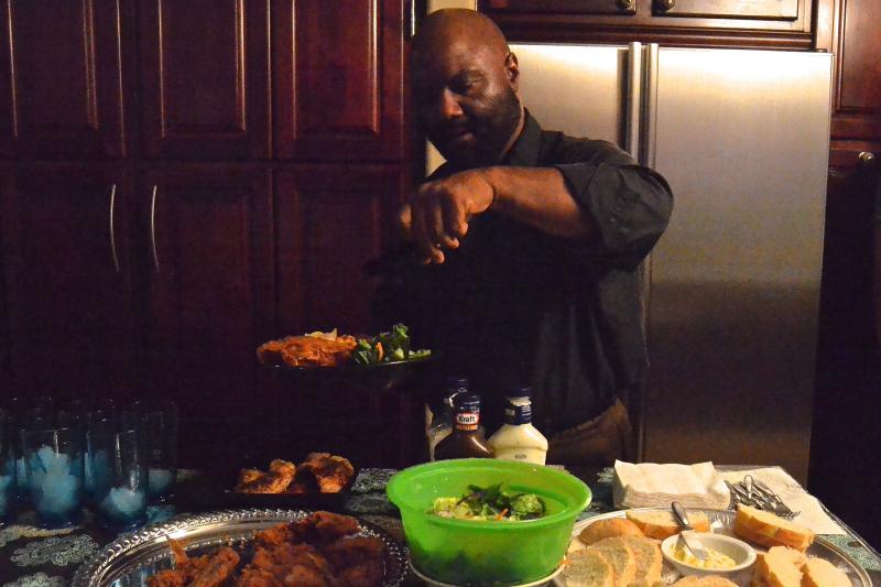 Michael Nash, diagnosed with diabetes, in the kitchen (Ashley Nash / Neon Tommy) Michael Nash, diagnosed with diabetes, in the kitchen (Ashley Nash / Neon Tommy)