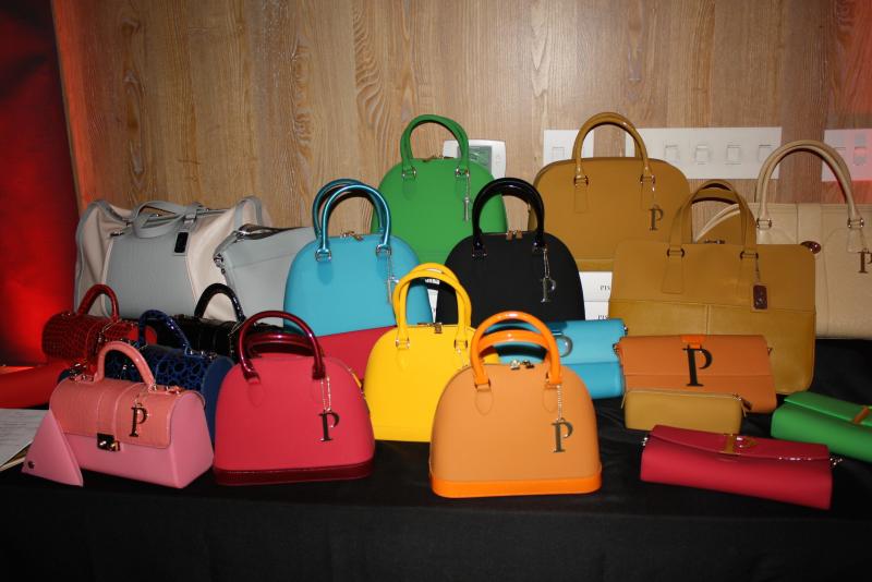 PISIDIA USA bags are eco-chic and made of silicone. (Sarah Collins/Neon Tommy)