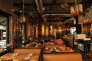 Bestia's modern wood interior (Kaitlyn Mullin/Neon Tommy)