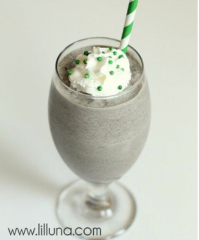 Cool down this Saint Patricks Day with a refreshing milkshake (Kayla Wood/Pinterest).