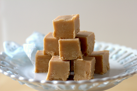 Easy peanut butter fudge makes a great bite-size treat (Leslie Boss / Google Images Creative Commons).
