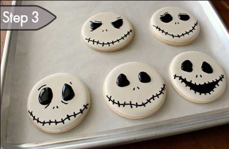 How to decorate sugar cookies (Baker's Royale). How to decorate sugar cookies (Baker's Royale).