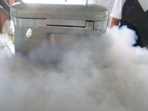 Liquid nitrogen ice cream in the making. (Polonia Catering/Flickr)