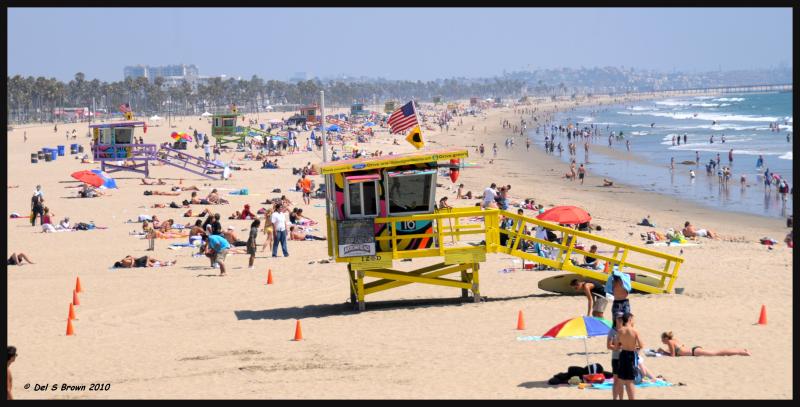 Santa Monica beach (Creative Commons)