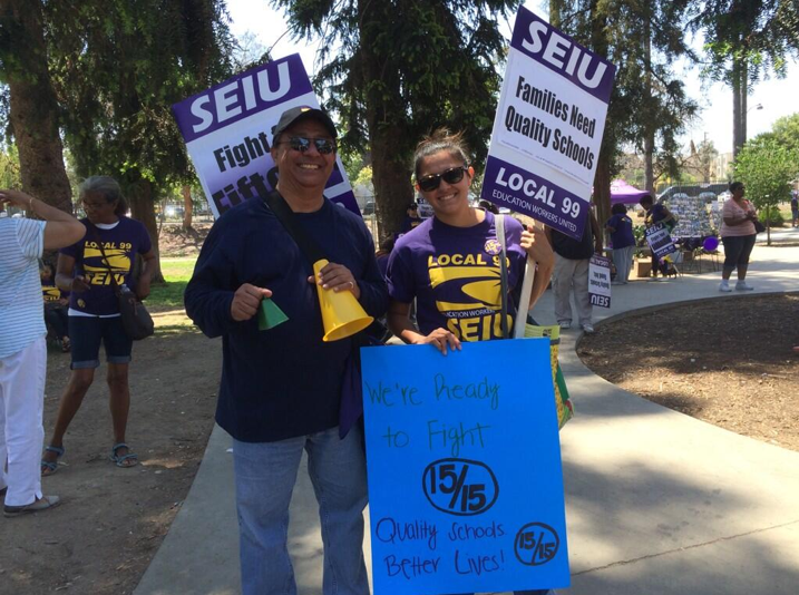 SEIU members protest in support of higher wages for L.A. service workers (Twitter/@SEIULocal99)