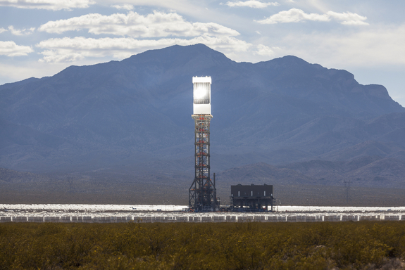The Ivanpah Solar Power Plant can reach temperatures up to 1000 degrees Fahrenheit (livescience). The Ivanpah Solar Power Plant can reach temperatures up to 1000 degrees Fahrenheit (livescience).