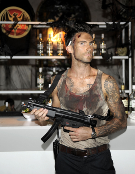 Adam Levine as John McClane (Twitter)