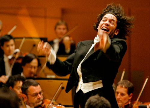 Despite his musical genius, Dudamel faces criticism back home (Baroquemusic/Tumblr)