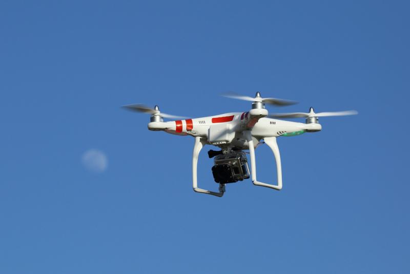(Drone, Creative Commons) (Drone, Creative Commons)